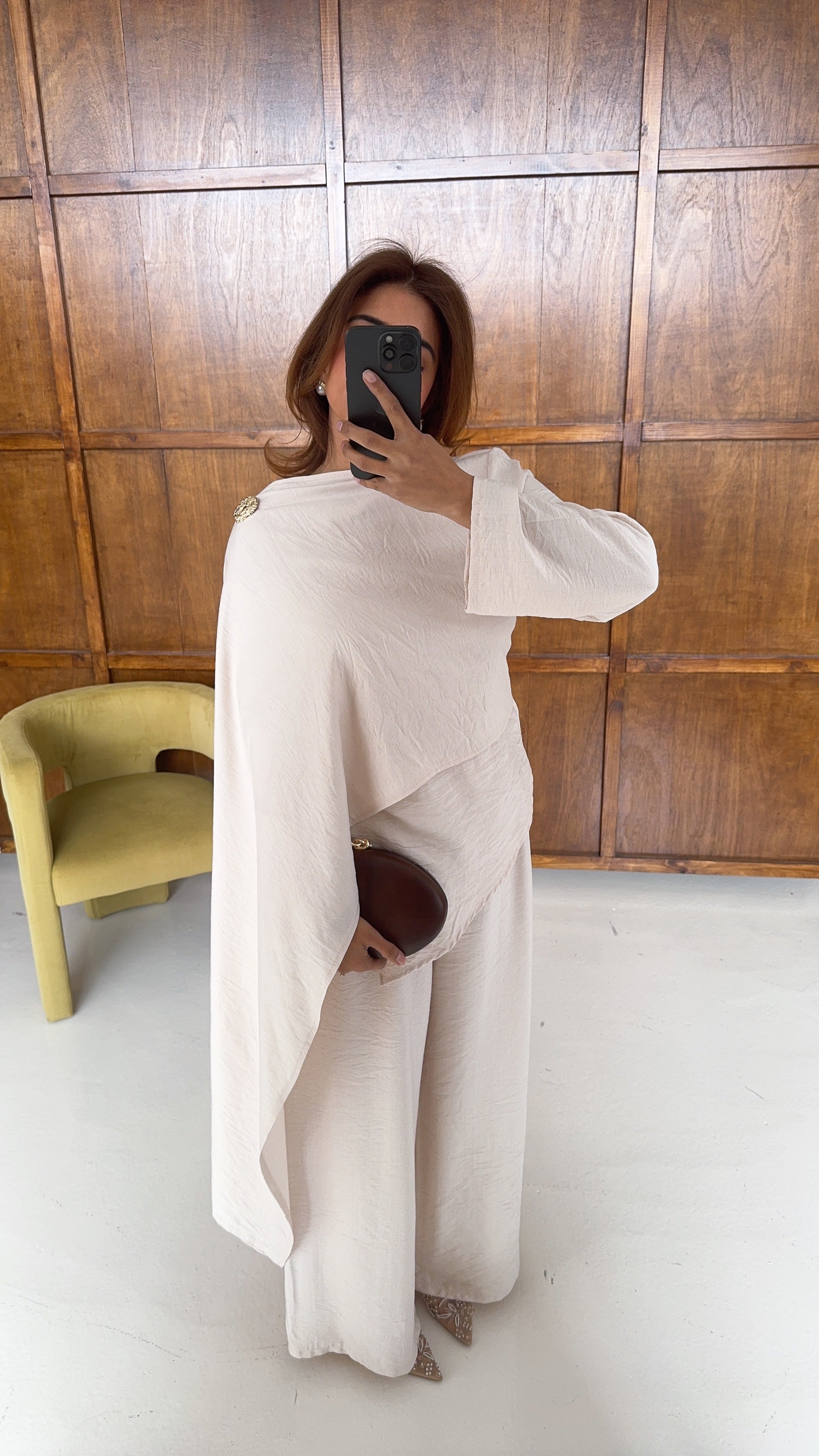 ENSEMBLE FOULARD CRÈME AVEC DORÉ BROCHE - ARYA