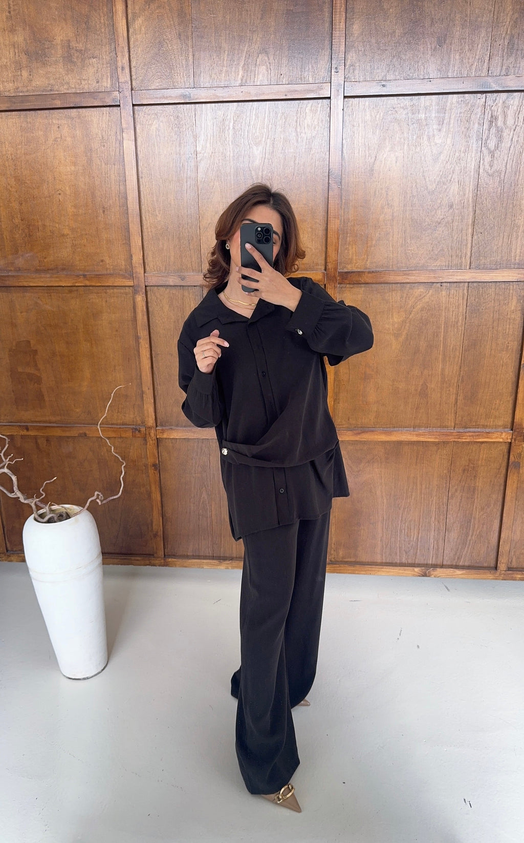 ENSEMBLE CHEMISE NOIR AVEC DORÉ BOUTONS - VENEZIA