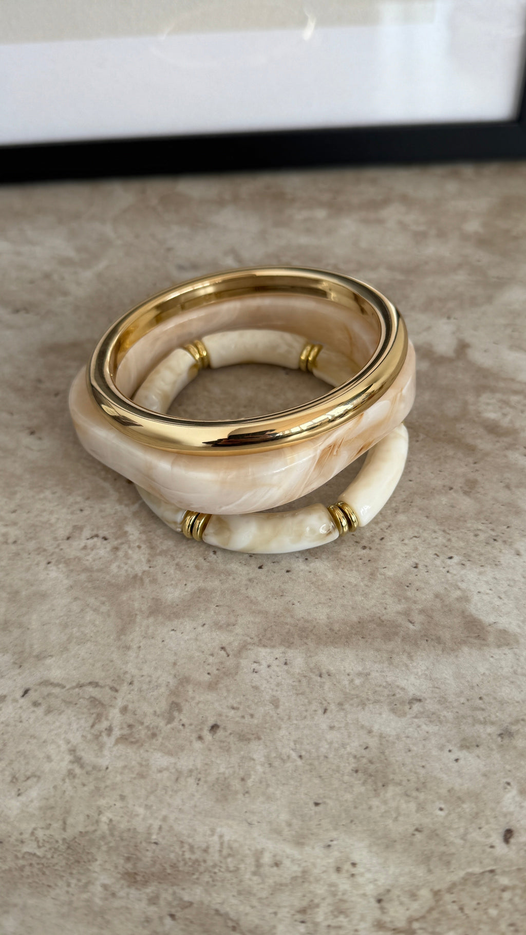 RIGID RESIN & METAL BRACELET ENSEMBLE