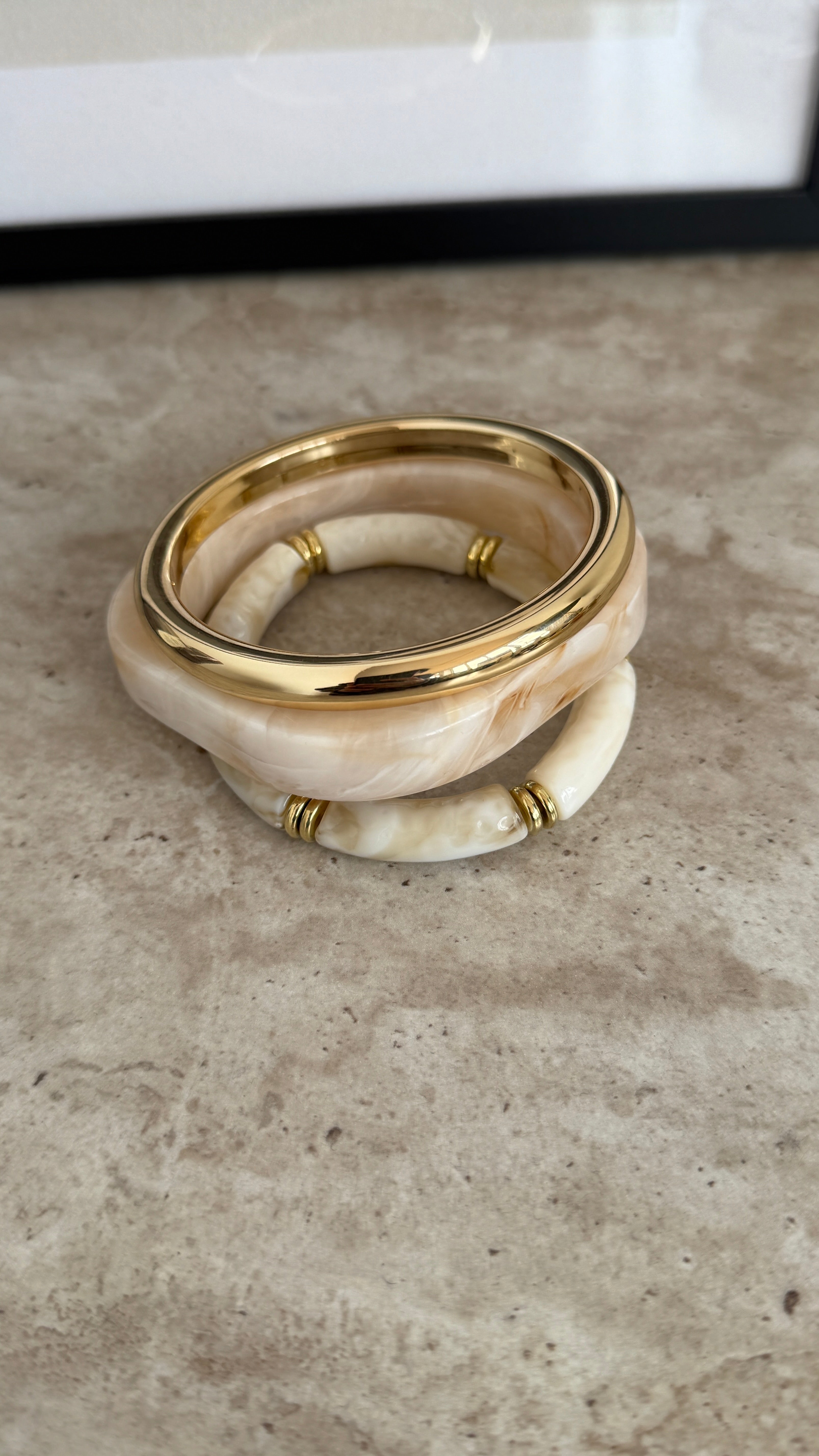 RIGID RESIN & METAL BRACELET ENSEMBLE