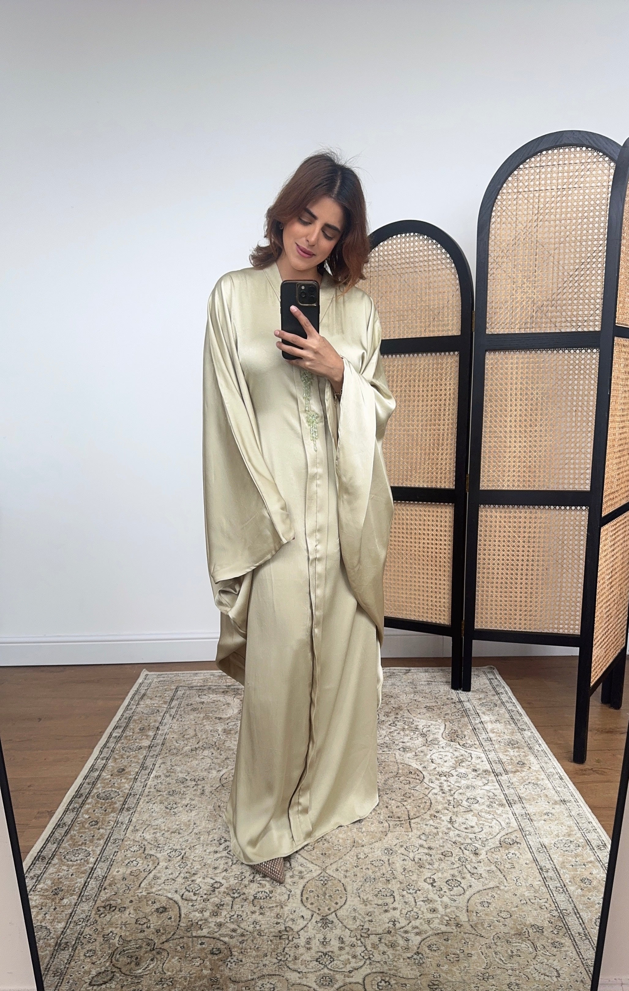 CAFTAN PAPILLON VERT AVEC BEADWORK - AYMA