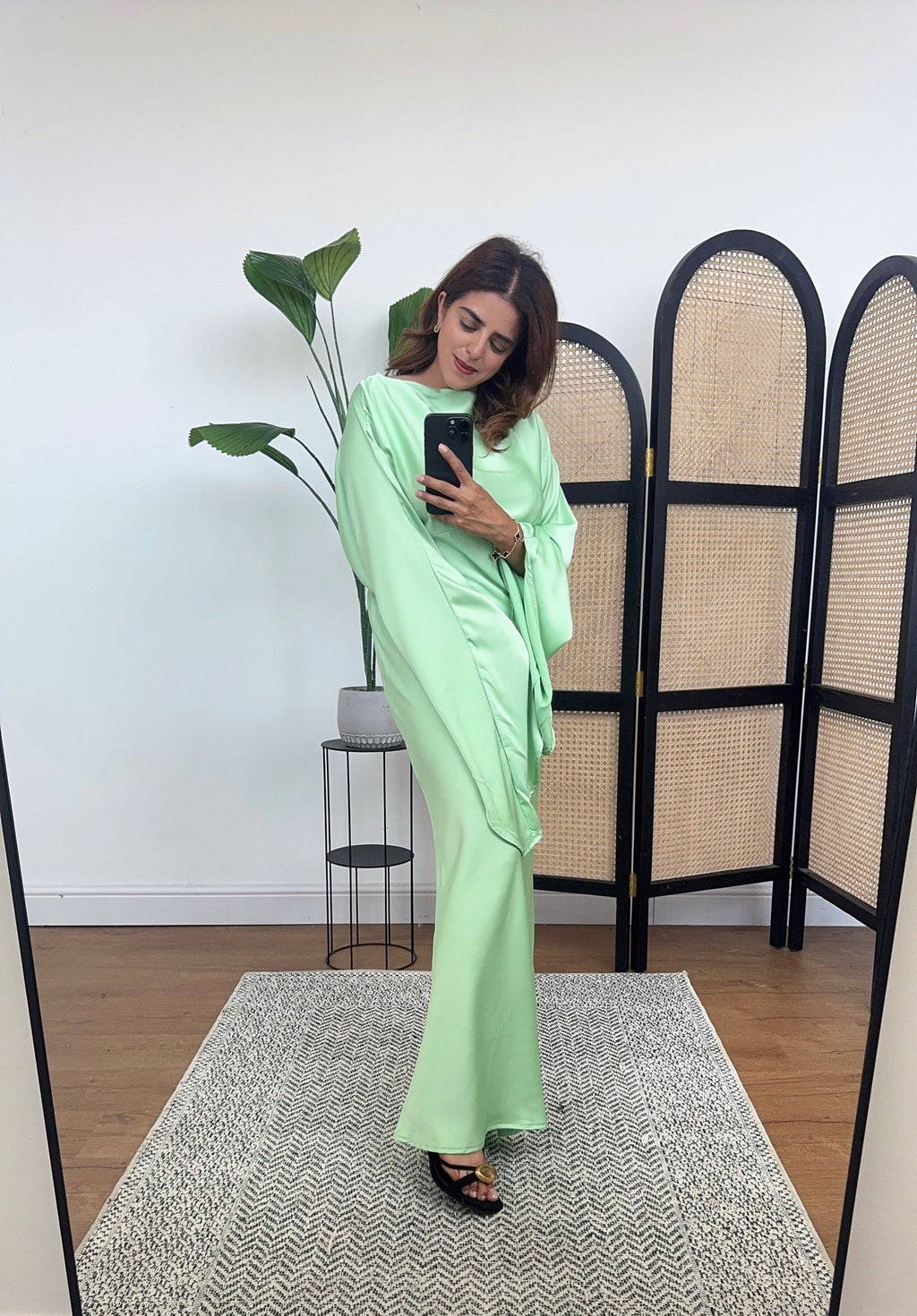 CLAIR MENTHE QUEUE DE POISSON ROBE AVEC DOS NOUÉ CEINTURE - DION