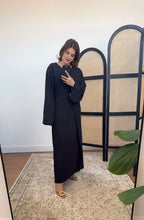 ROBE FLUIDE BOUCLE DÉTAIL NOIR - SAIA