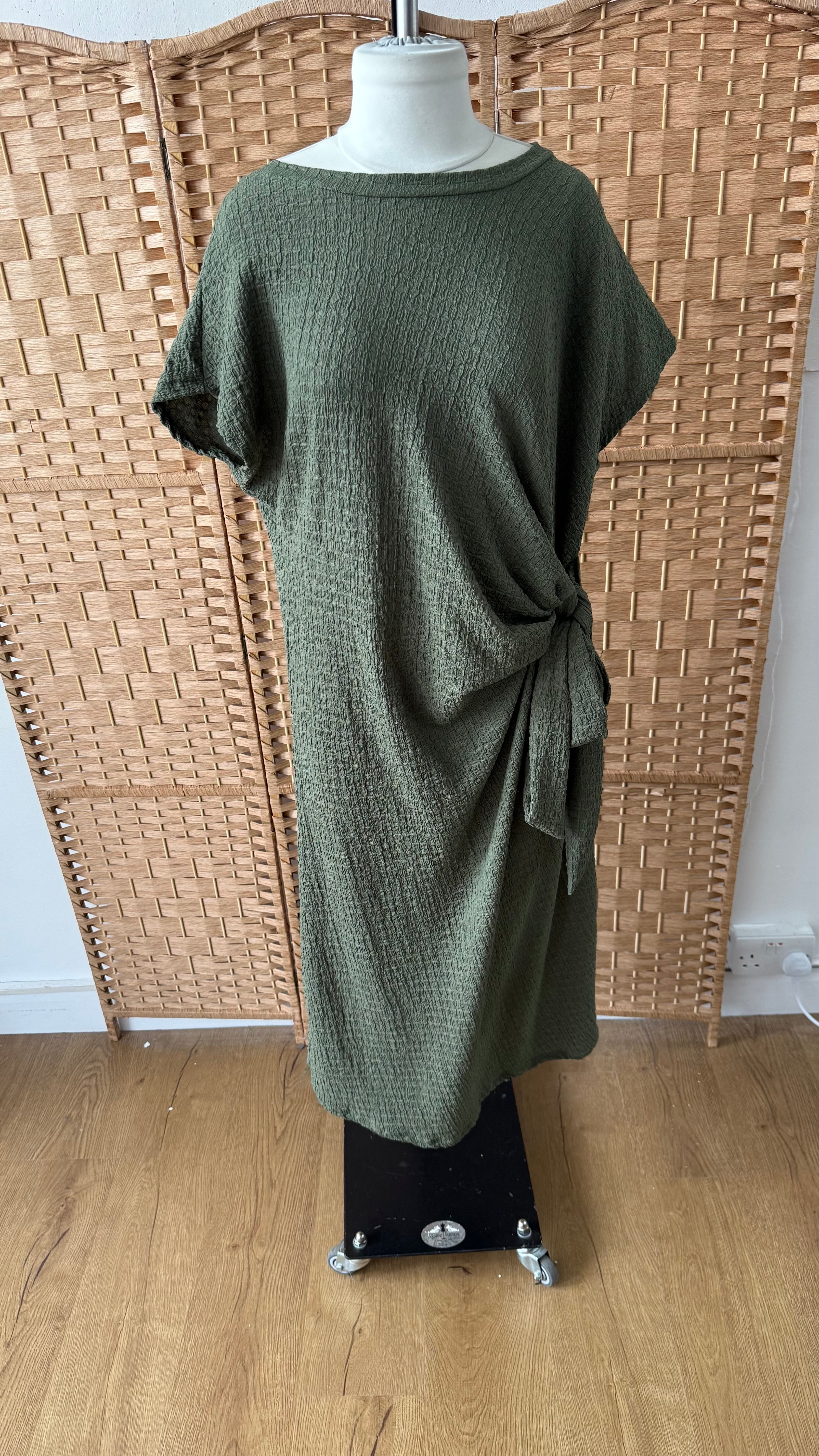 ROBE CACHE-CŒUR FRONCÉ OLIVE DÉSTOCKAGE