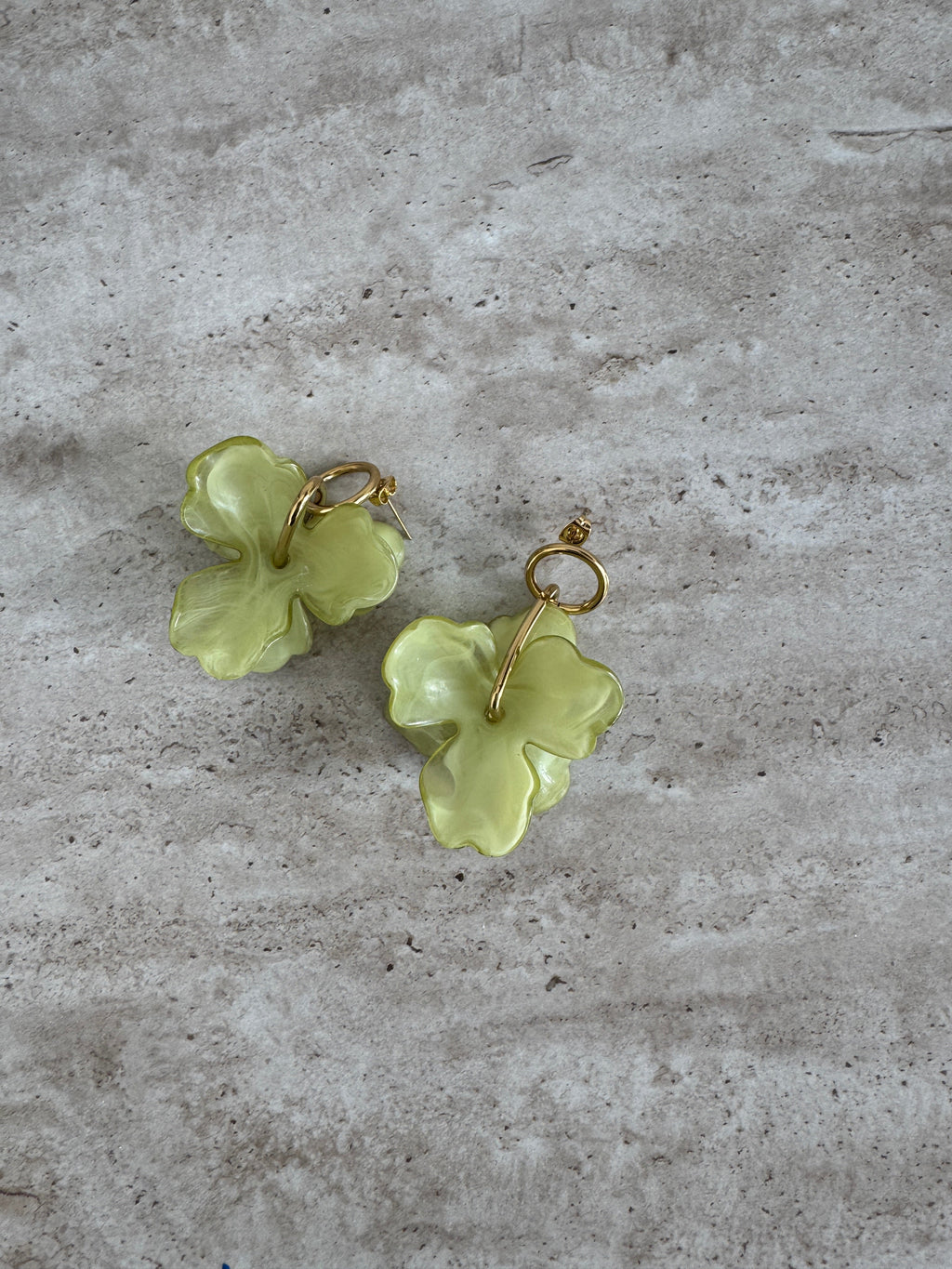 PISTACHIO FLEUR BOUCLES D'OREILLES