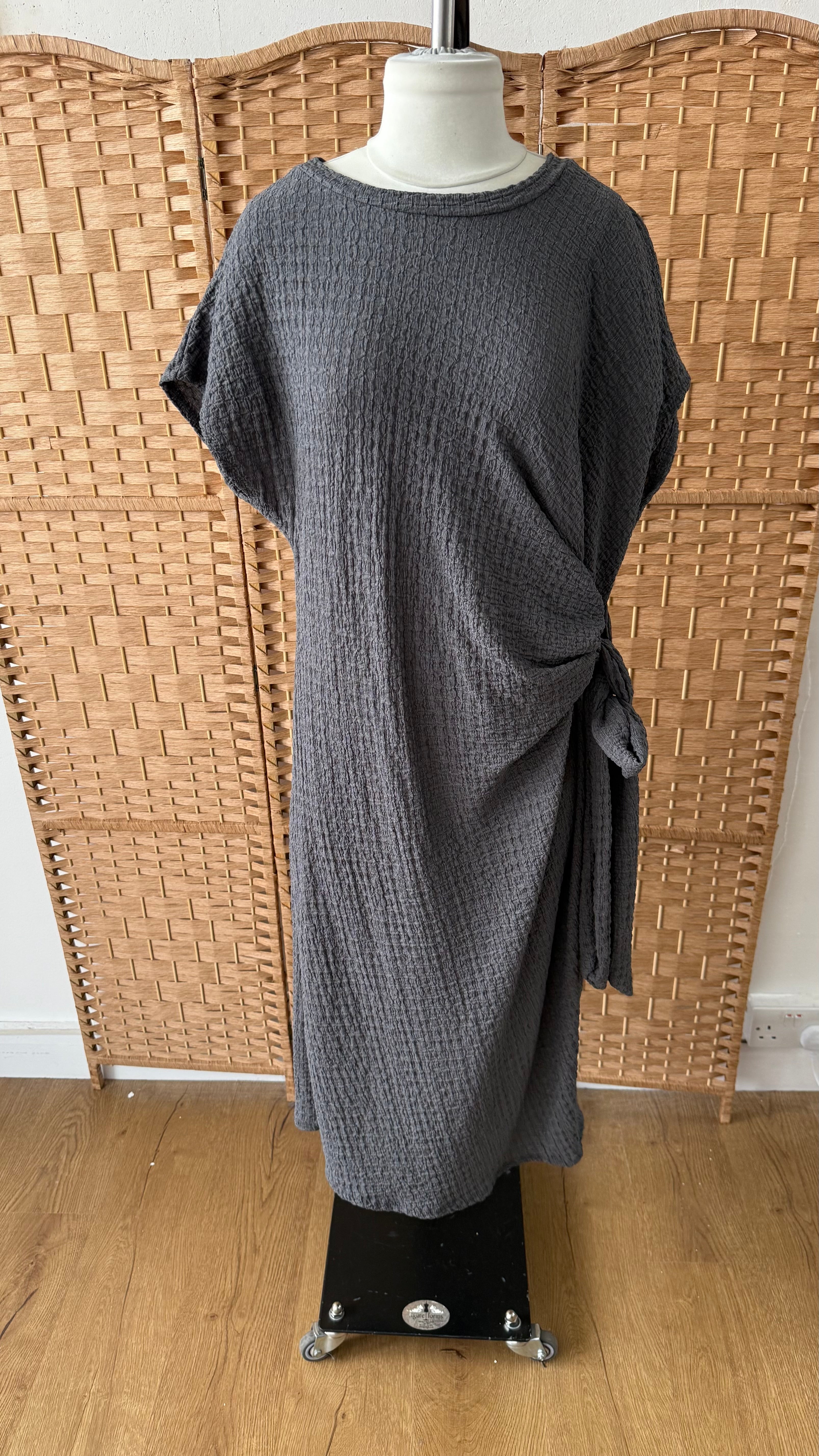 ROBE CACHE-CŒUR FRONCÉ MOKA DÉSTOCKAGE