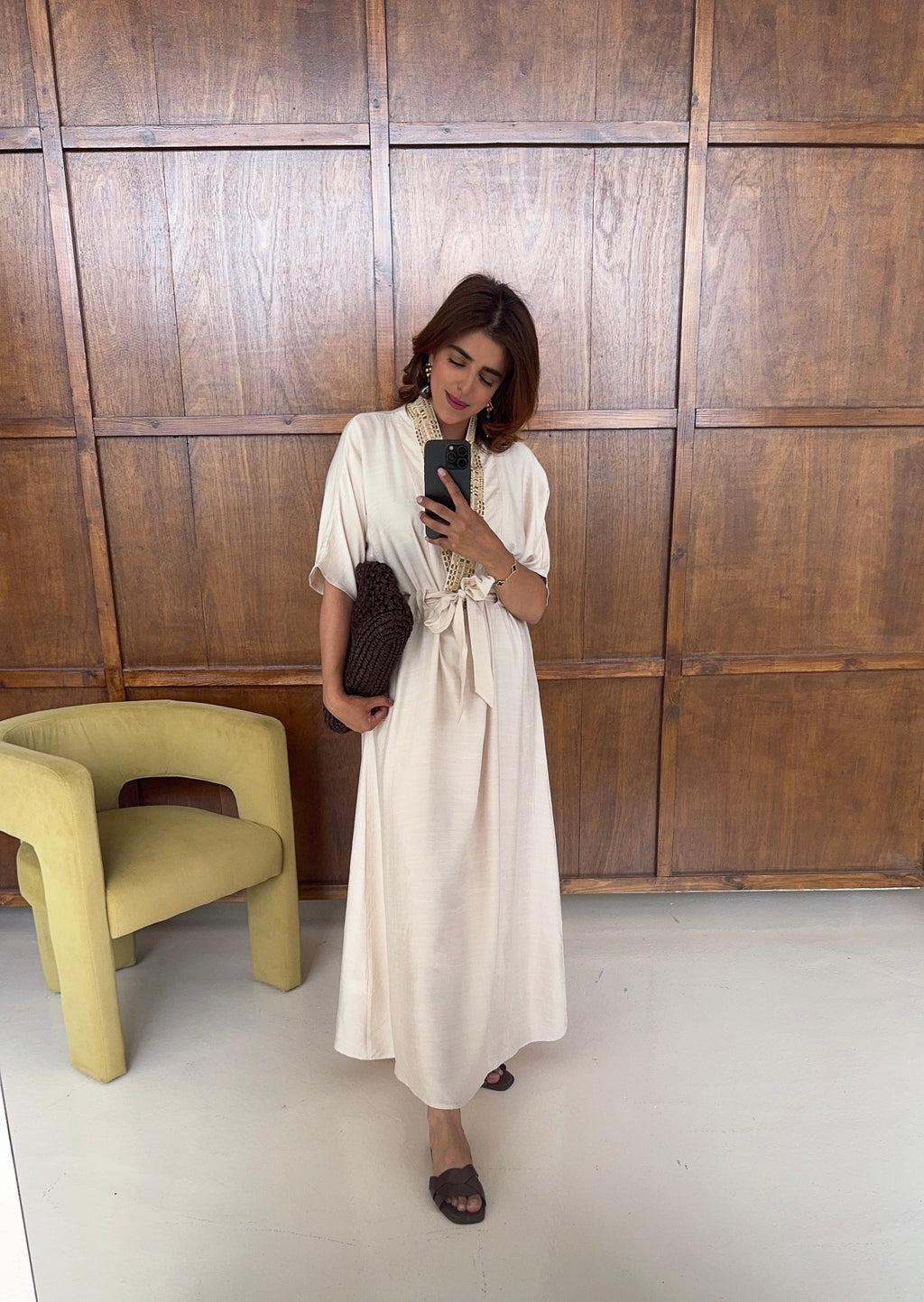 ROBE BRODÉ NOUÉ TAILLE CRÈME - NERJA