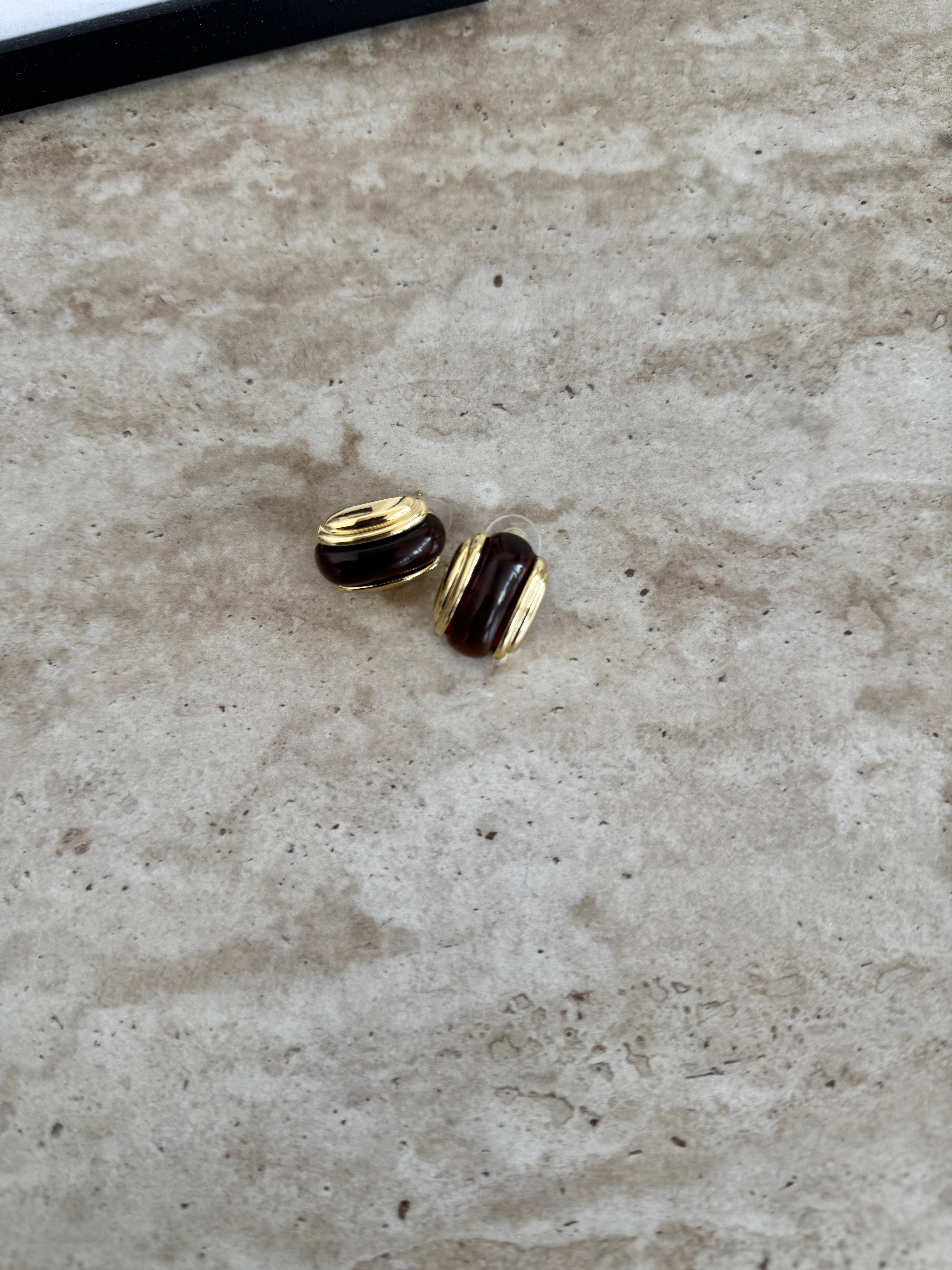 RESIN MARRON & METAL STUD BOUCLES D'OREILLES