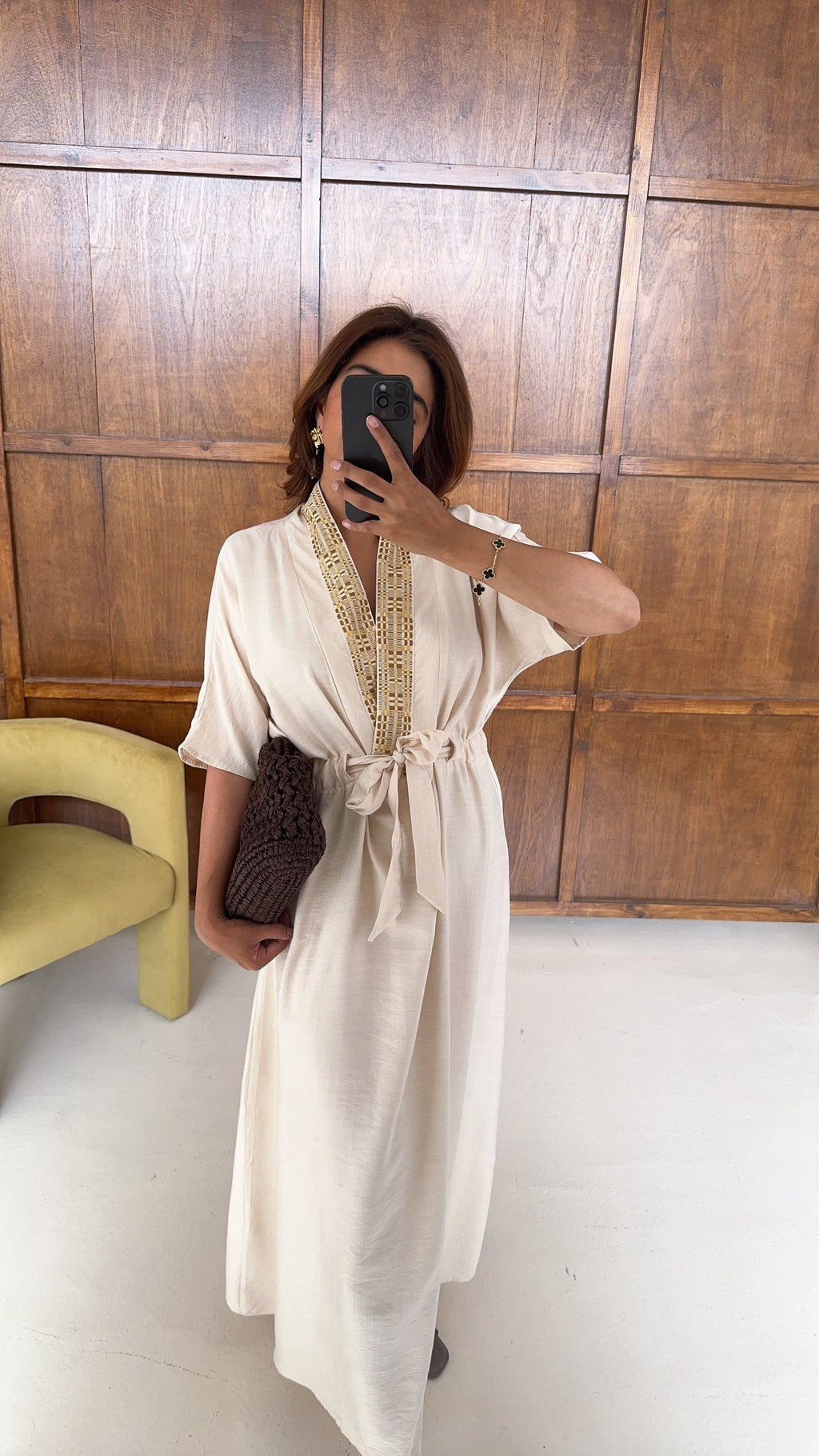 ROBE BRODÉ NOUÉ TAILLE CRÈME - NERJA