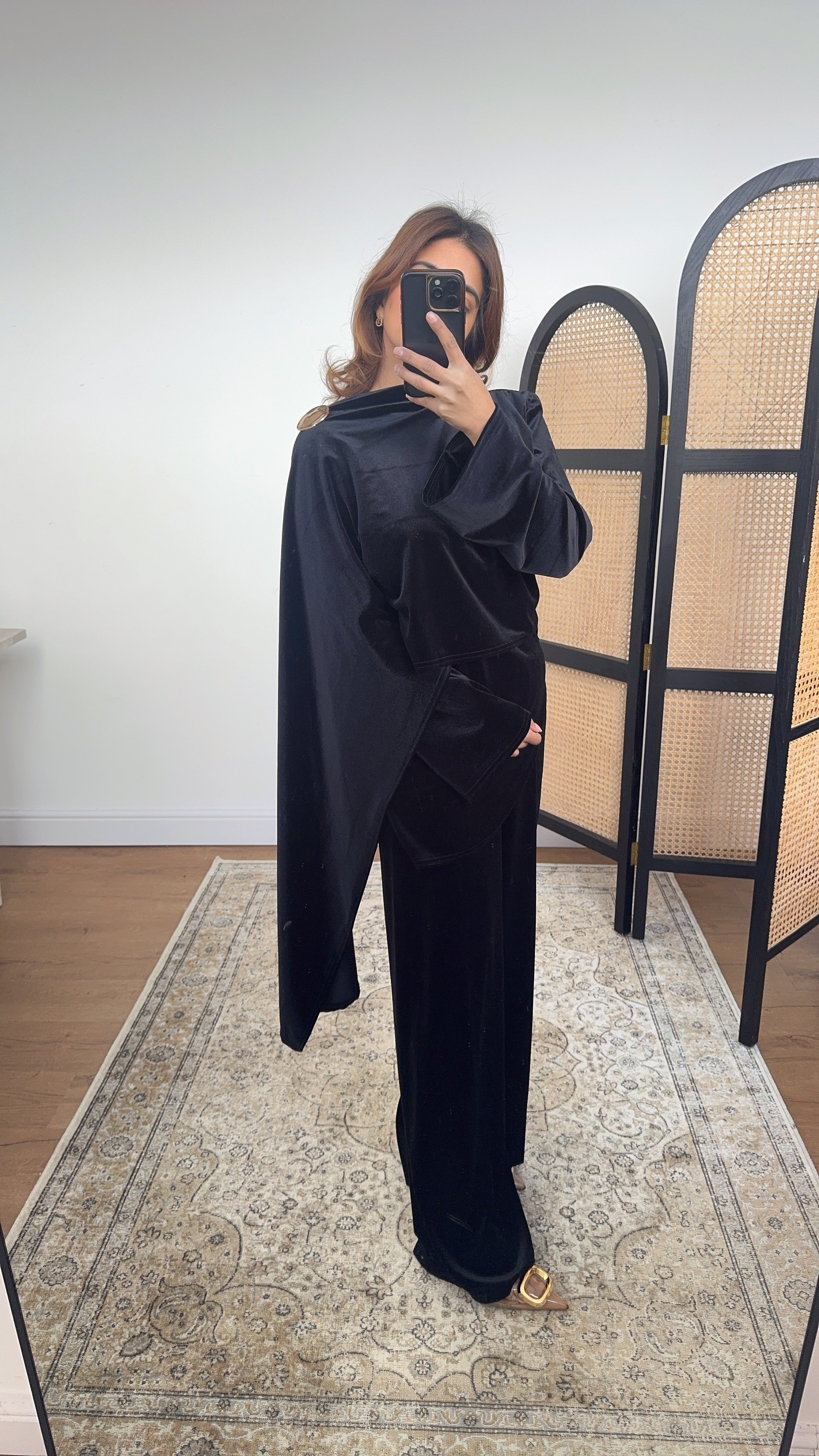 ENSEMBLE FOULARD VELOURS NOIR AVEC DORÉ BROCHE - NURA