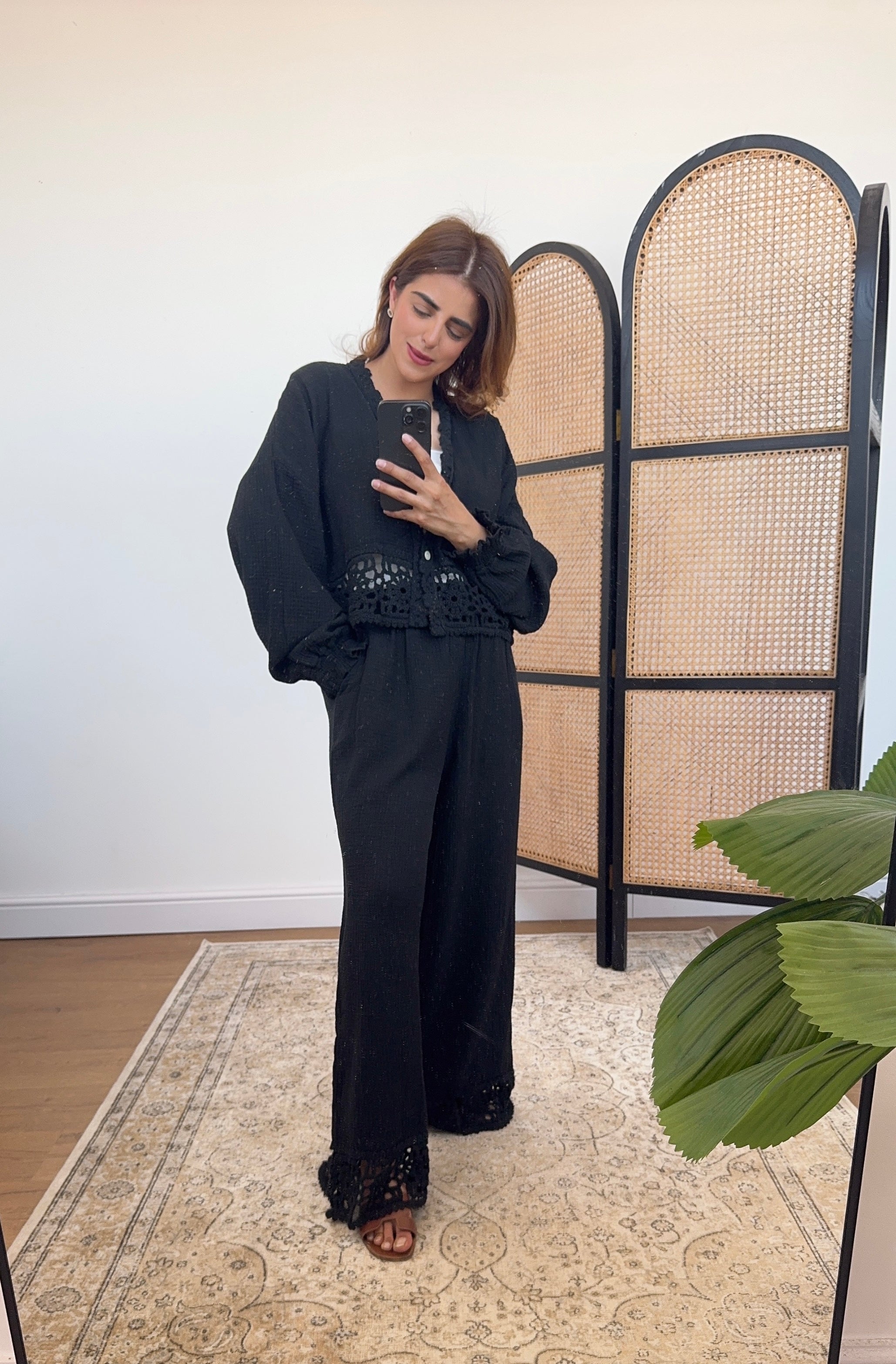 ENSEMBLE CROCHET NOIR - HALI