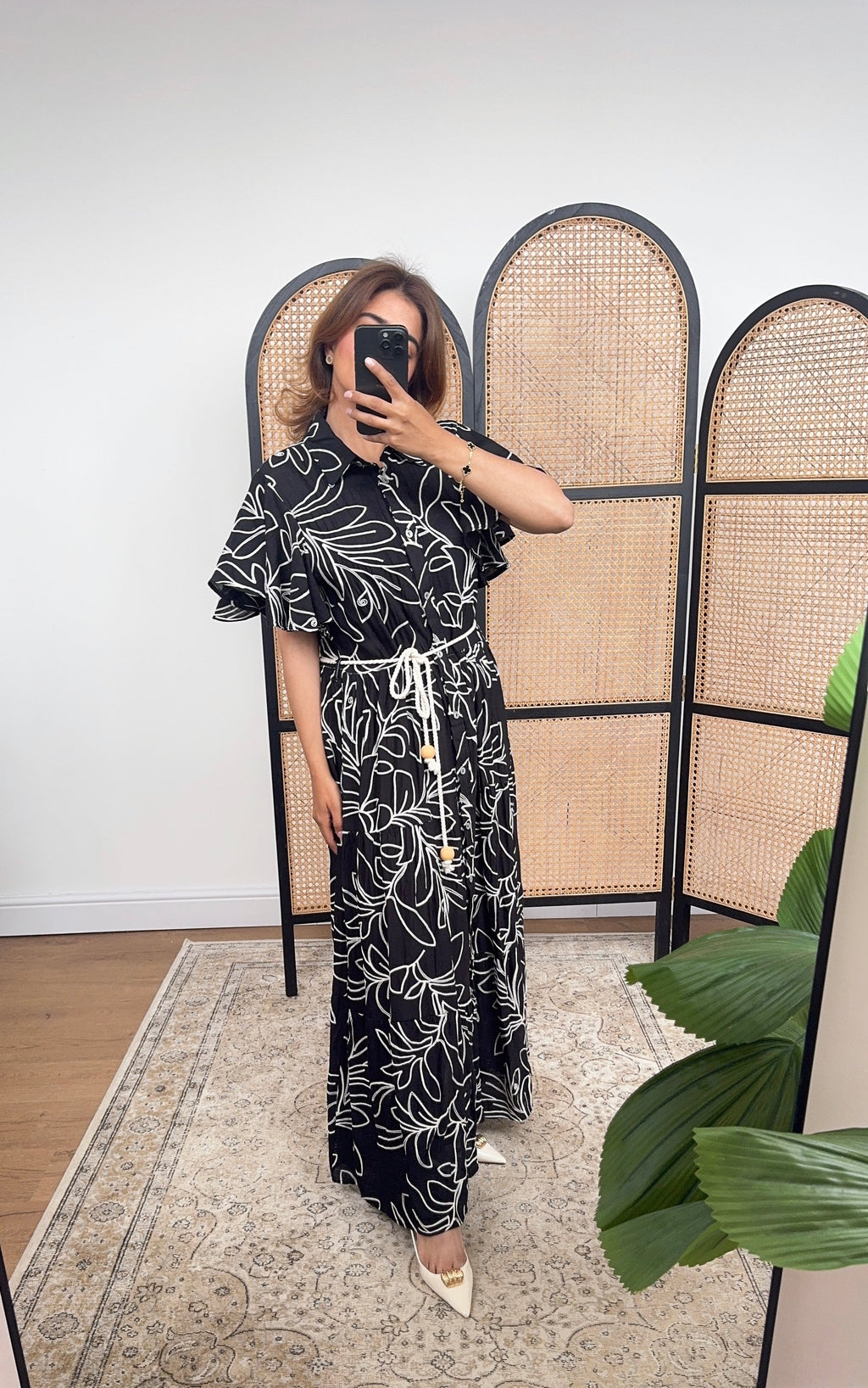 ROBE BRODÉ NOIR AVEC CEINTURE - DITTA