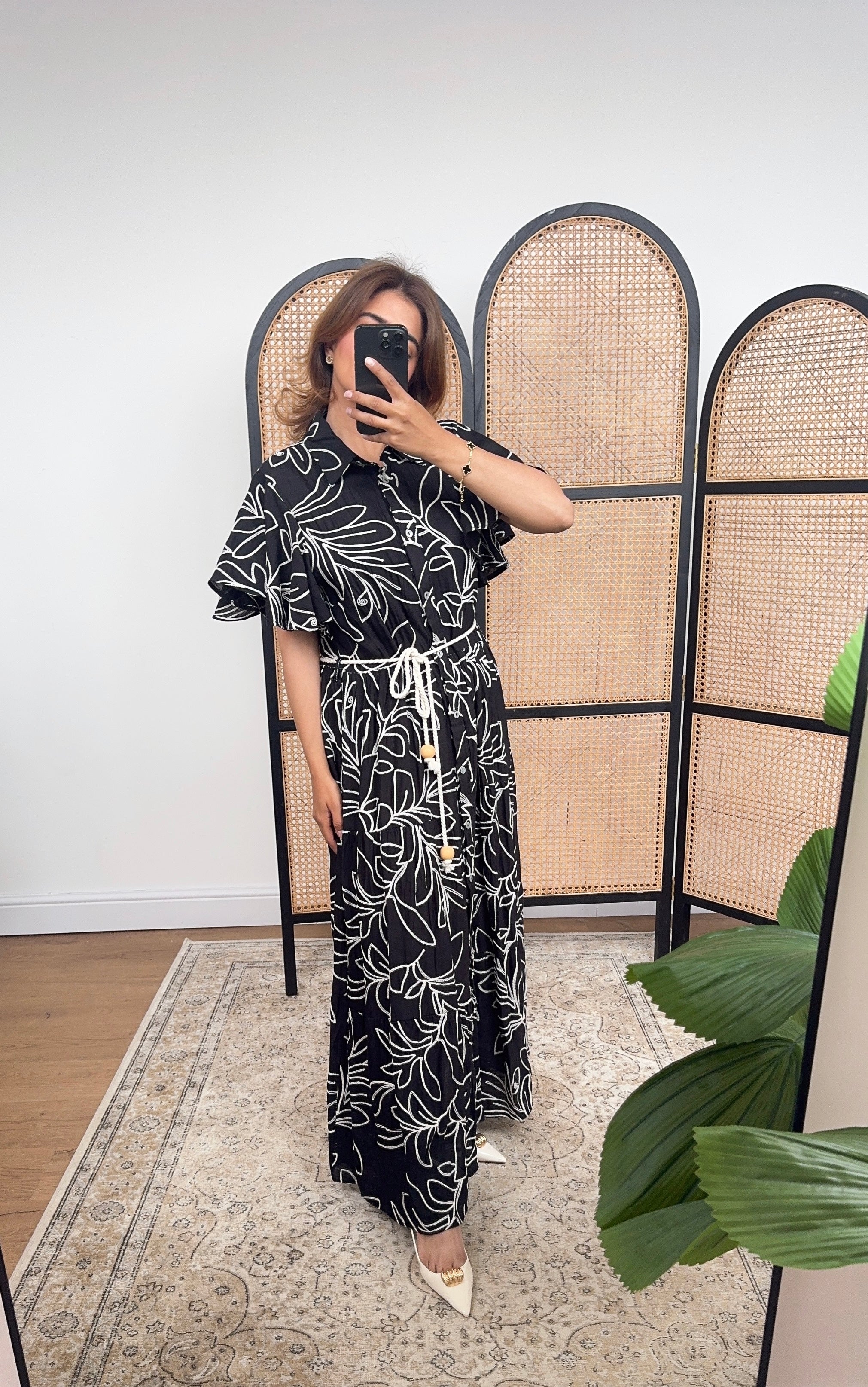 ROBE BRODÉ NOIR AVEC CEINTURE - DITTA