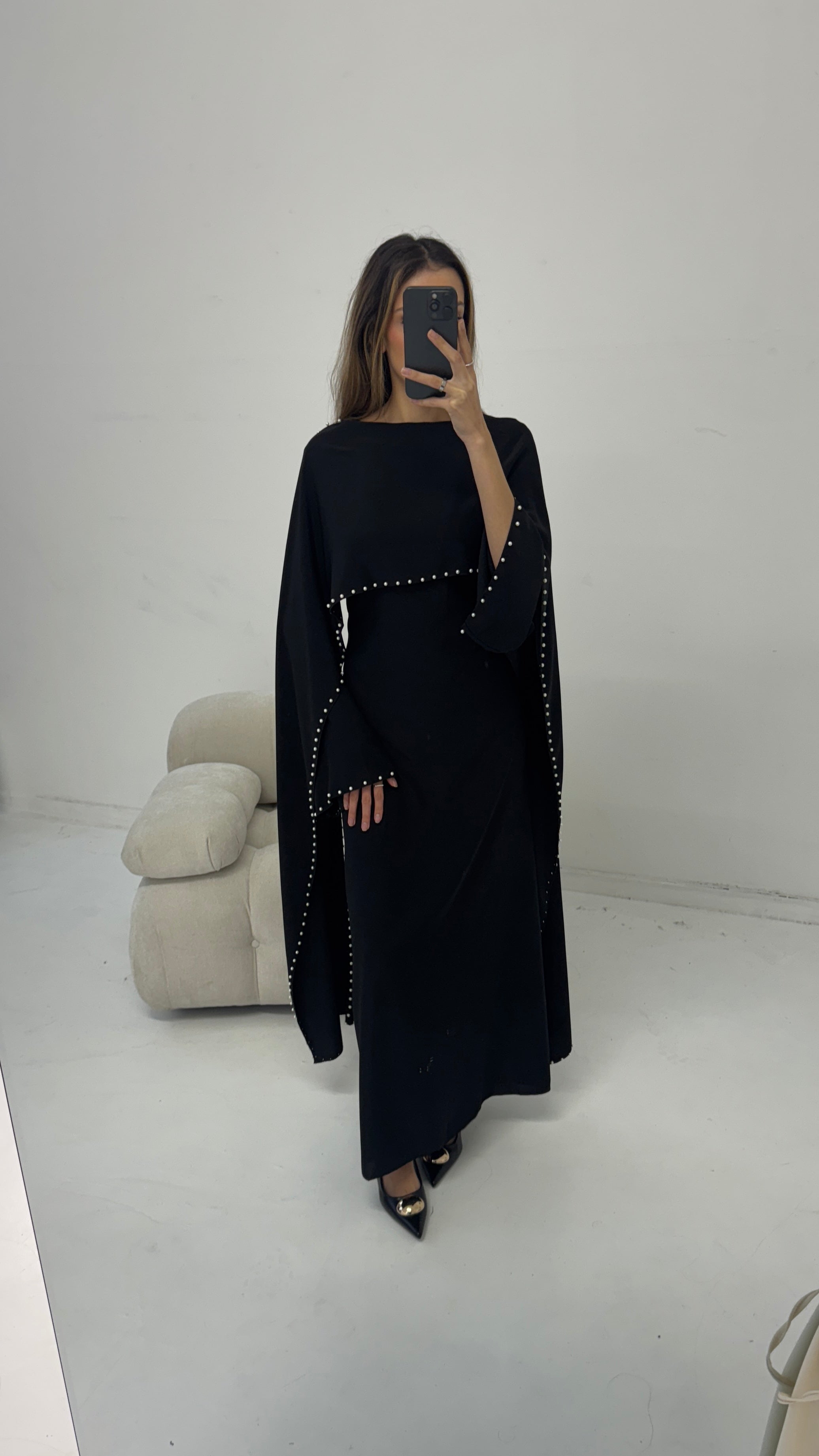 ROBE CAPE PERLE NOIR - SISI