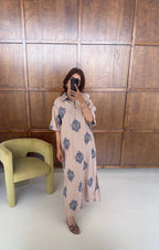 CAFTAN AVEC BLEU BRODÉ NUDE - NURA