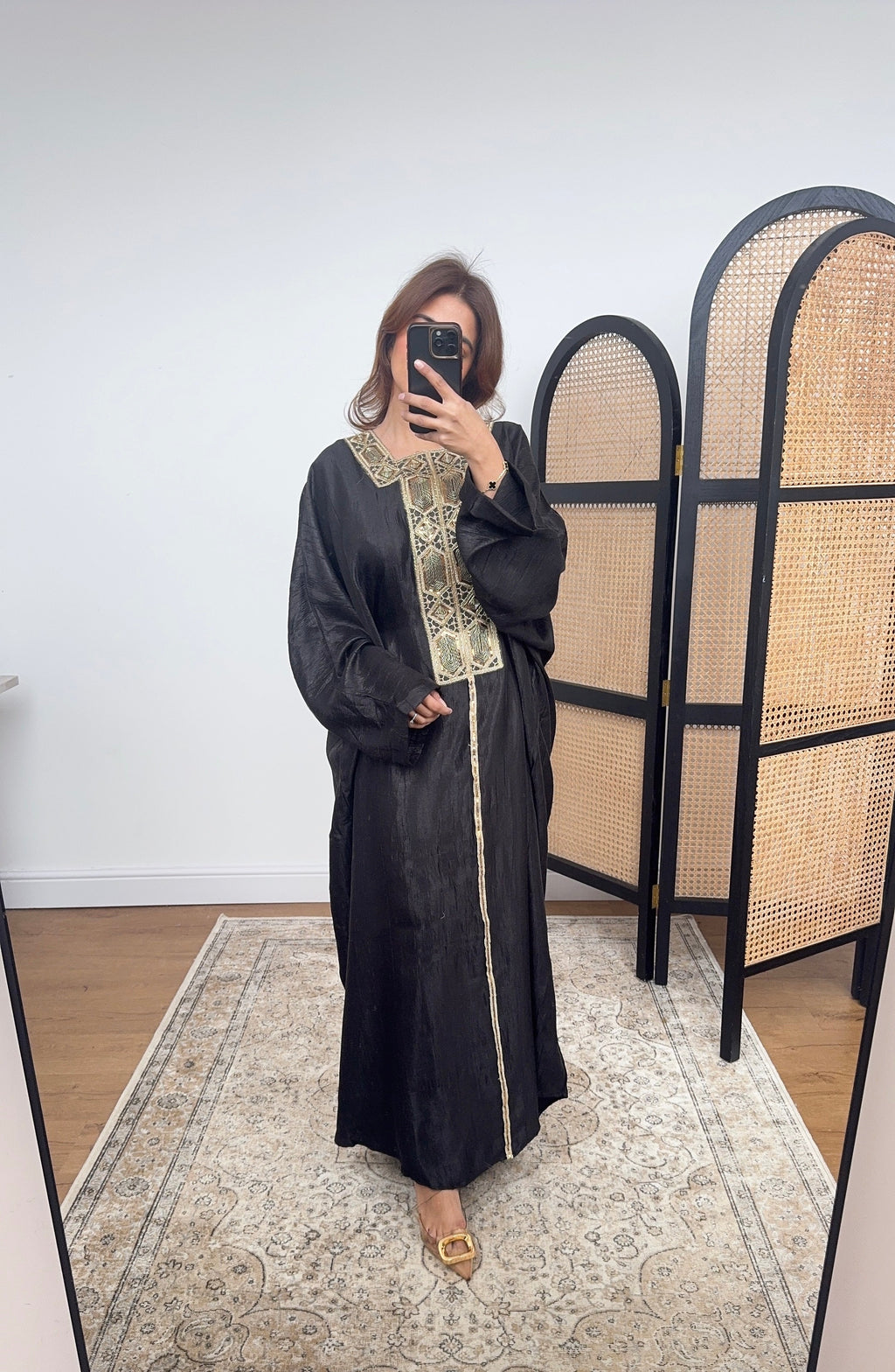 CAFTAN SHIMMER NOIR AVEC DORÉ DENTELLE - SAHRA