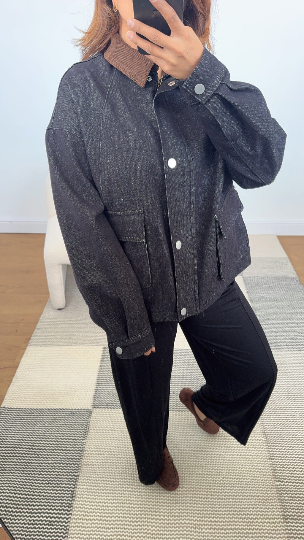 VESTE DENIM NOIR AVEC COL VELOURS CÔTELÉ - KAYA